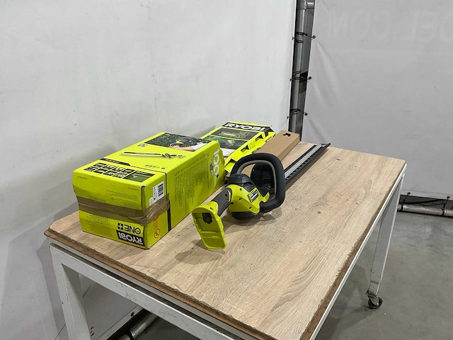 Ryobi ry18ht55a-0 heggenschaar - afbeelding 2 van  7