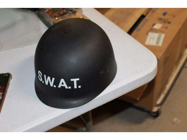 S w a t helm 1x in ds h - afbeelding 1 van  7