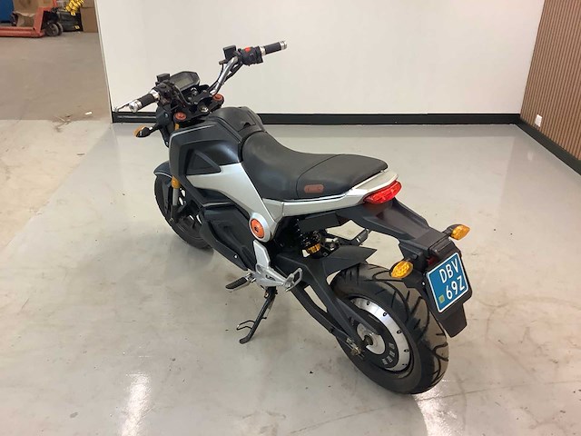 S1 sports tsl1500 dq road elektrische brommer - afbeelding 6 van  12