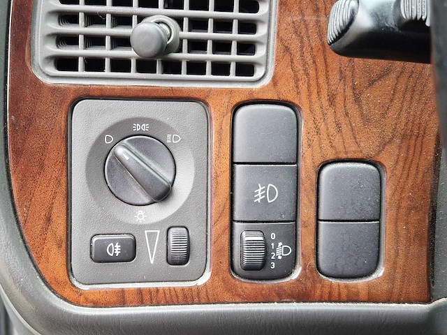 Saab - 2001 - 9-5 estate - 2.0t se - 44-gv-gj - afbeelding 13 van  24