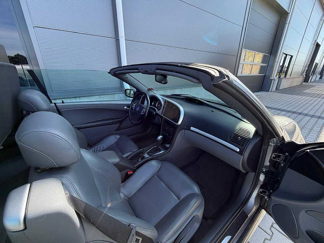 Saab - 9-3 -cabrio 2.0t aero - personenauto - 2004 - afbeelding 6 van  37