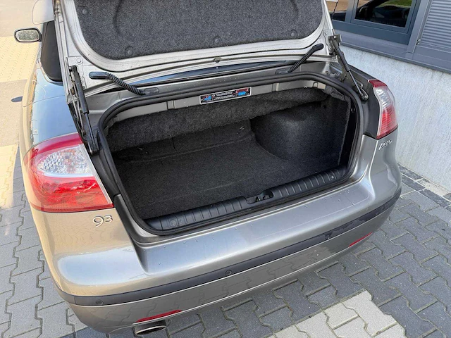 Saab - 9-3 -cabrio 2.0t aero - personenauto - 2004 - afbeelding 26 van  37