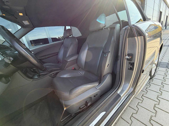 Saab - 9-3 -cabrio 2.0t aero - personenauto - 2004 - afbeelding 27 van  37