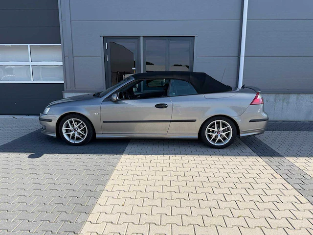 Saab - 9-3 -cabrio 2.0t aero - personenauto - 2004 - afbeelding 32 van  37