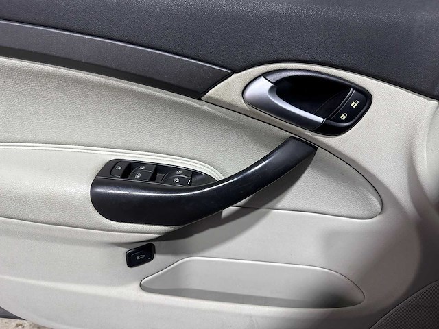 Saab - 9-3 sport estate - 1.8 linear - 18-sl-ff- 2006 - afbeelding 10 van  10