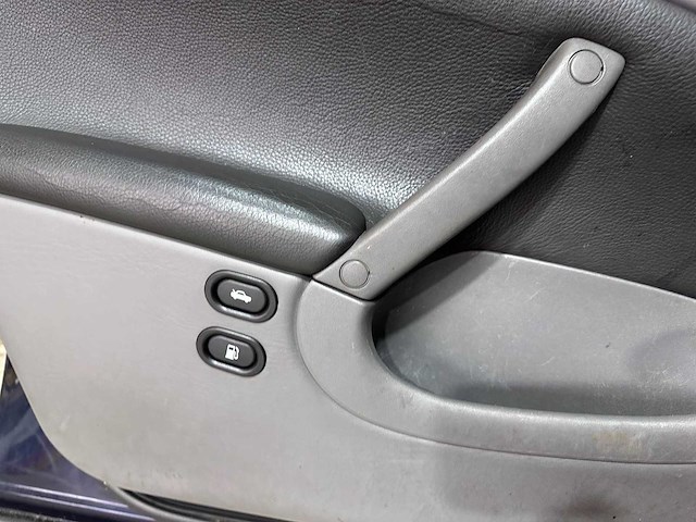 Saab - 9-5 estate - 2.0 turbo se automaat- 44-gv-gj- 2001 - afbeelding 2 van  14