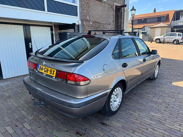 Saab 9-3 2.0t 84-gr-bx - afbeelding 2 van  32