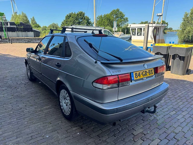 Saab 9-3 2.0t 84-gr-bx - afbeelding 28 van  32