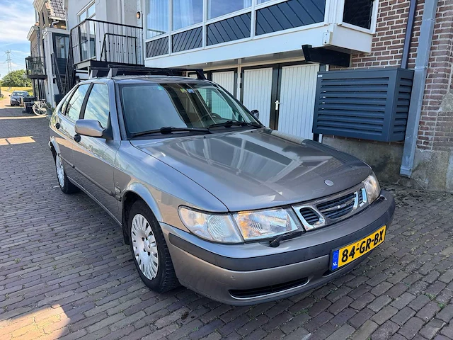 Saab 9-3 2.0t 84-gr-bx - afbeelding 31 van  32