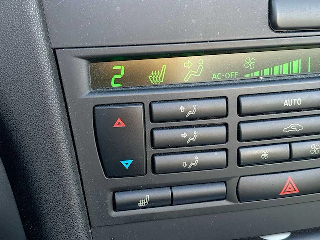 Saab 9-3 cabrio 2.0 t vector | n-151-hg - afbeelding 14 van  33