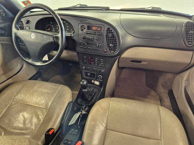 Saab 900 cabrio 2.0 turbo se talladega automaat, 72-rt-zb - afbeelding 13 van  15