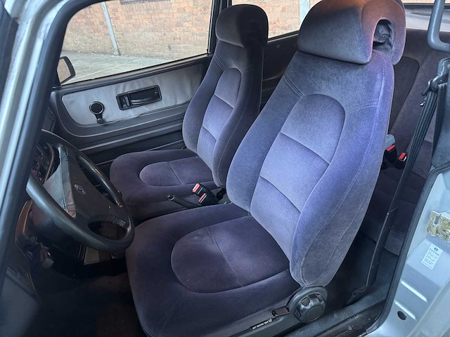 Saab 900 turbo silver arrow limited edition 155pk 1986 - afbeelding 13 van  25
