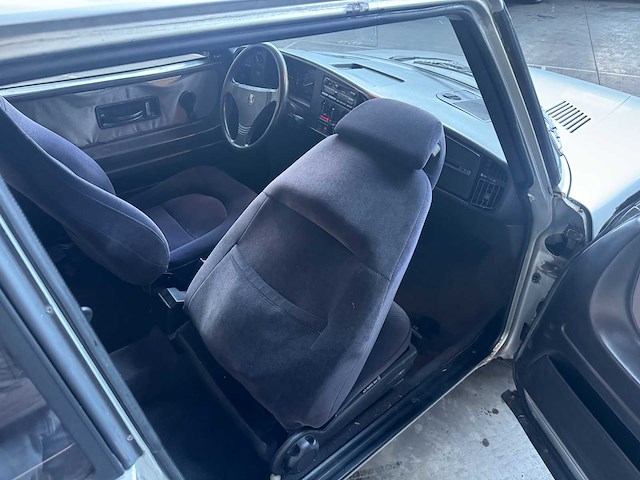 Saab 900 turbo silver arrow limited edition 155pk 1986 - afbeelding 18 van  28