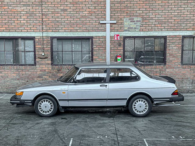 Saab 900 turbo silver arrow limited edition 155pk 1986 - afbeelding 7 van  17