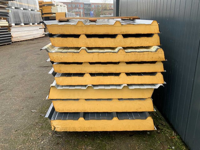 Sab-profiel - d130.1000 - d160.1000 - dak sandwichpanelen (8x) 20m2 - afbeelding 2 van  6