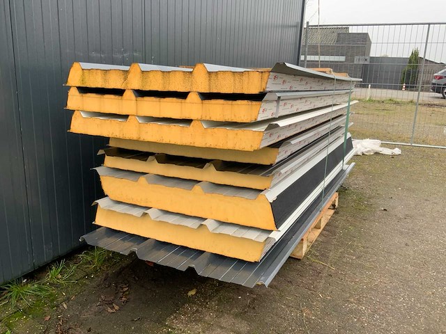Sab-profiel - d130.1000 - d160.1000 - dak sandwichpanelen (8x) 20m2 - afbeelding 4 van  6