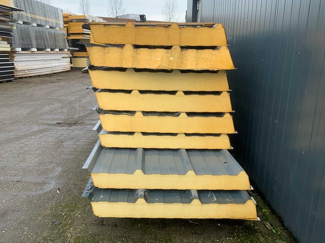 Sab-profiel - d130.1000 - d160.1000 - dak sandwichpanelen (8x) 20m2 - afbeelding 2 van  6