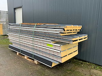 Sab-profiel - diverse dak sandwichpanelen (11x) 27m2. - afbeelding 1 van  5