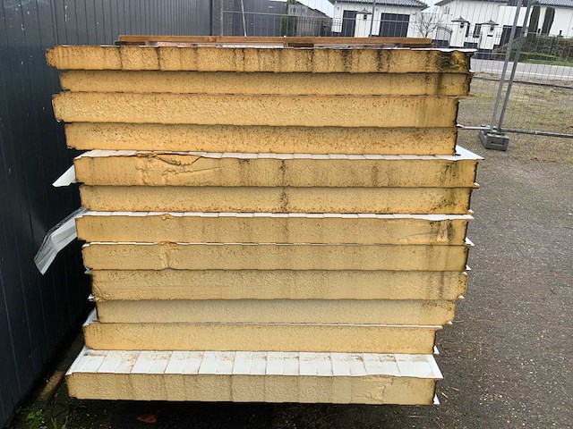 Sab-profiel - diverse wand sandwichpanelen (12x) 30,2 m2 - afbeelding 4 van  5