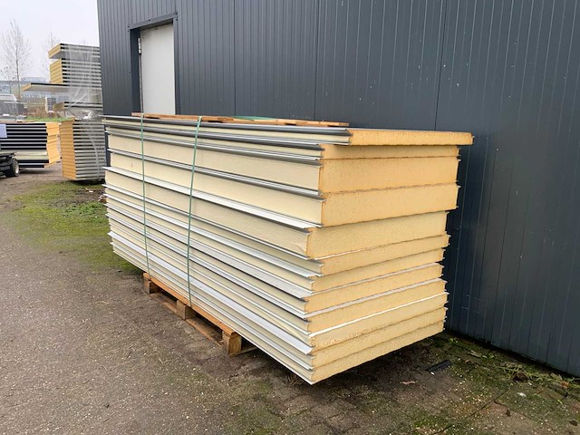 Sab-profiel - diverse wand sandwichpanelen (12x) 30m2 - afbeelding 1 van  6