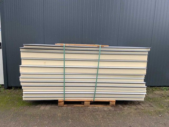Sab-profiel - diverse wand sandwichpanelen (12x) 30m2 - afbeelding 6 van  6