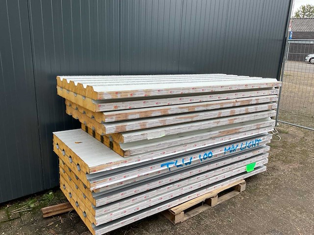 Sab-profiel - tlw 100 - dak sandwichpanelen (13x) 31,6 m² - afbeelding 8 van  10