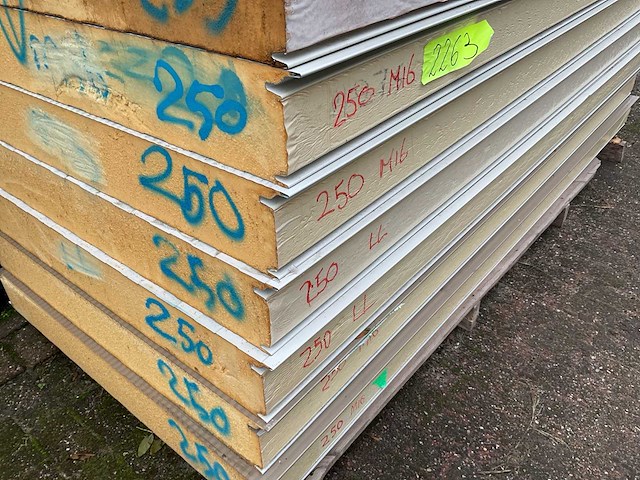Sab-profiel - wb140.1000 wand sandwichpanelen (8x) 19,3 m² - afbeelding 7 van  9