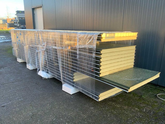 Sab-profiel - wb60.1000 - wand sandwichpanelen (18x) 84m2 - afbeelding 1 van  6