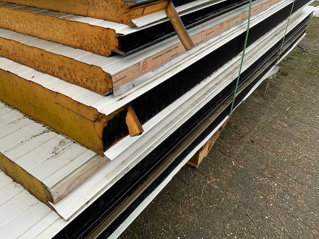 Sab-profile - diverse sandwichpanelen (13x) 26m2 - afbeelding 5 van  7