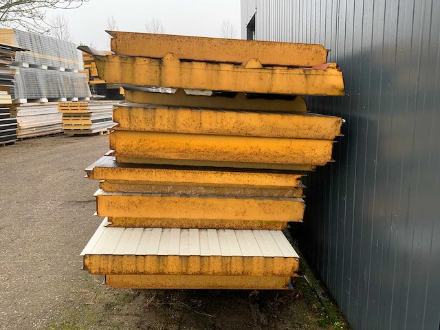 Sab-profile - diverse sandwichpanelen (13x) 26m2 - afbeelding 6 van  7