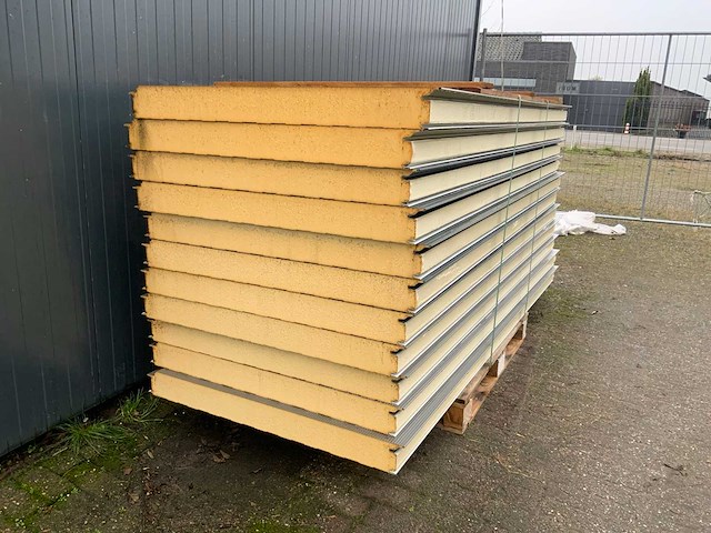 Sab-profile - wb100.1000 wand sandwichpanelen (11x) 27,5m2 - afbeelding 4 van  7