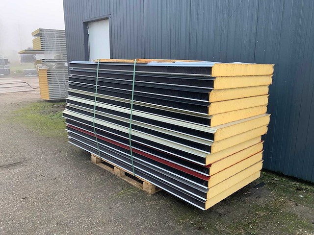 Sab-profile - wb100/1000 wand sandwichpanelen (12x) 30m2 - afbeelding 1 van  8