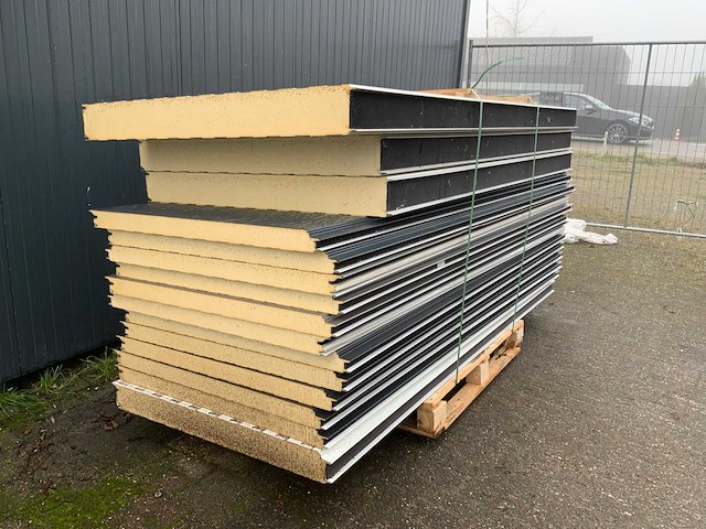 Sab-profile w60 - w100 - w120 - 1100 - wand sandwichpanelen (15x) 36m2 - afbeelding 3 van  5