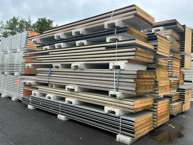 Sab sandwichpanelen 223m2 - afbeelding 2 van  5