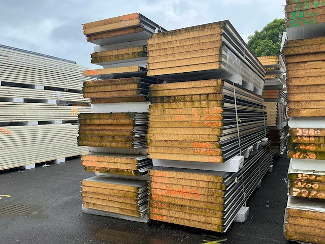 Sab sandwichpanelen 223m2 - afbeelding 4 van  5