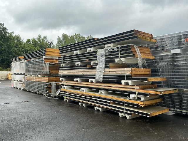 Sab sandwichpanelen 714m2 - afbeelding 8 van  13