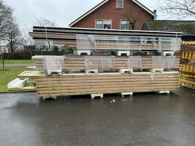 Sab trapezium gevel sandwichpanelen 627 m2 - afbeelding 3 van  15