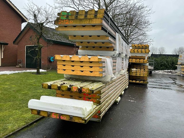 Sab trapezium gevel sandwichpanelen 627 m2 - afbeelding 14 van  15