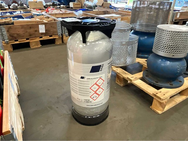 Saba accelerator 3933 lijmspray - afbeelding 1 van  5