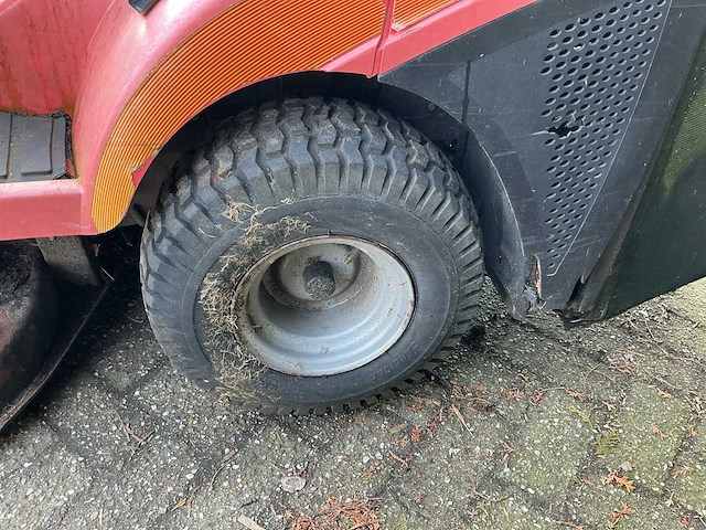 Sabo “briggs & stratton” 13,5 hp zitmaaier - afbeelding 11 van  27