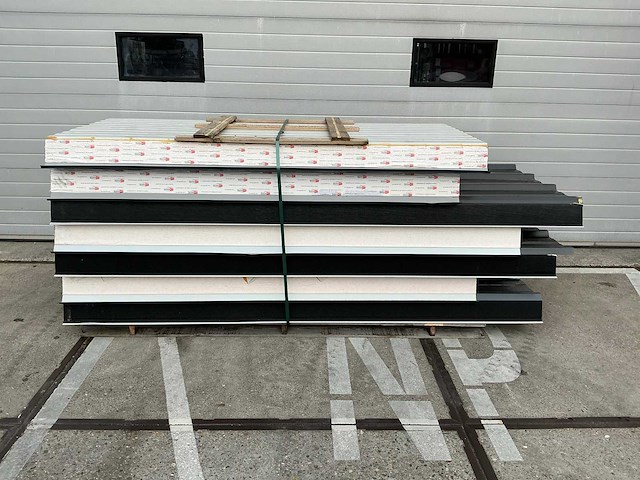 Sabprofiel - d 130/160 - sandwichpanelen (7x) 18 m2 - afbeelding 1 van  5