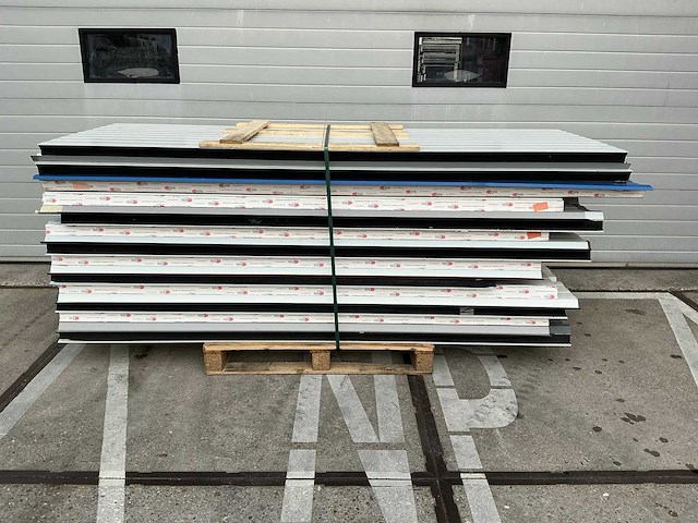 Sabprofiel - d 60/90 - sandwichpanelen (13x) 34,6 m2 - afbeelding 2 van  5