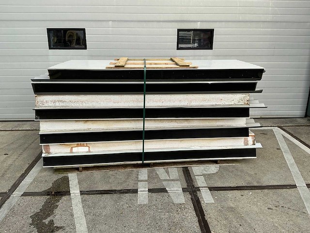 Sabprofiel - ds 160 - sandwichpanelen (8x) 21 m2 - afbeelding 2 van  6
