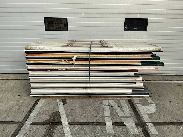 Sabprofiel - ds 83 - sandwichpanelen (16x) 35 m2 - afbeelding 2 van  5