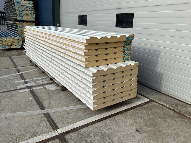 Sabprofiel - tl 60/95 - sandwichpanelen (12x) 61,5 m2 - afbeelding 3 van  6