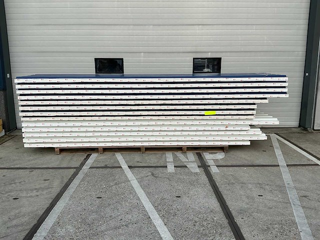 Sabprofiel - tl 60/95 - sandwichpanelen (13x) 57 m2 - afbeelding 1 van  6