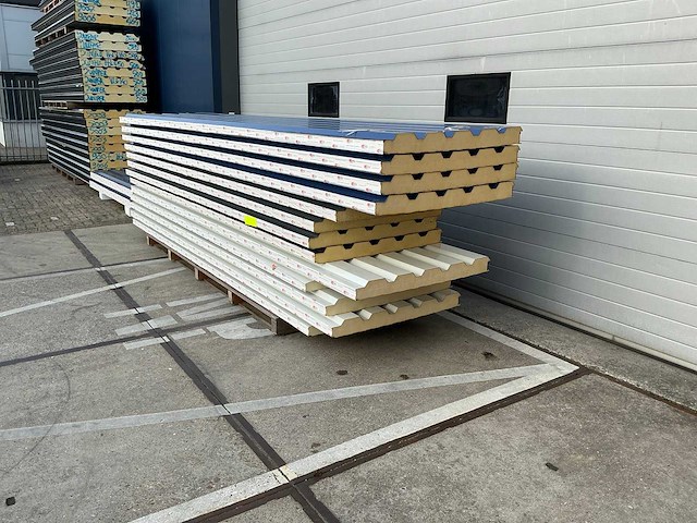 Sabprofiel - tl 60/95 - sandwichpanelen (13x) 57 m2 - afbeelding 2 van  6