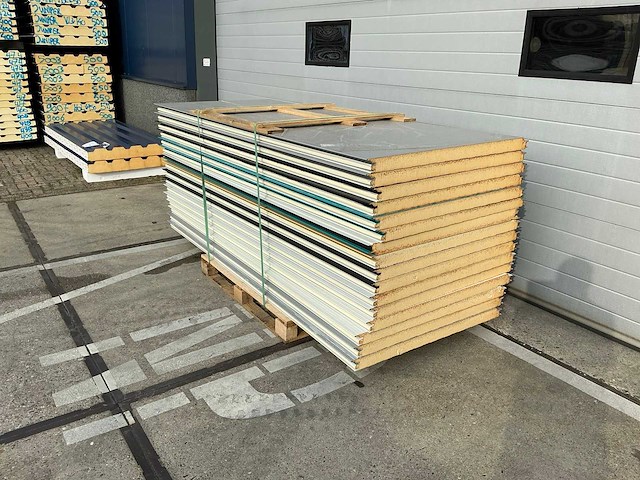 Sabprofiel - w 60/1000 - sandwichpanelen 16x) 40 m2 - afbeelding 3 van  5