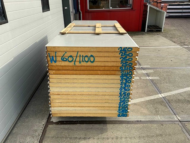 Sabprofiel - w 60/1100 - sandwichpanelen (17x) 41,5 m2 - afbeelding 3 van  5
