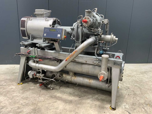 Sabroe sab 163 hf compressor unit met unisab besturing - afbeelding 1 van  6